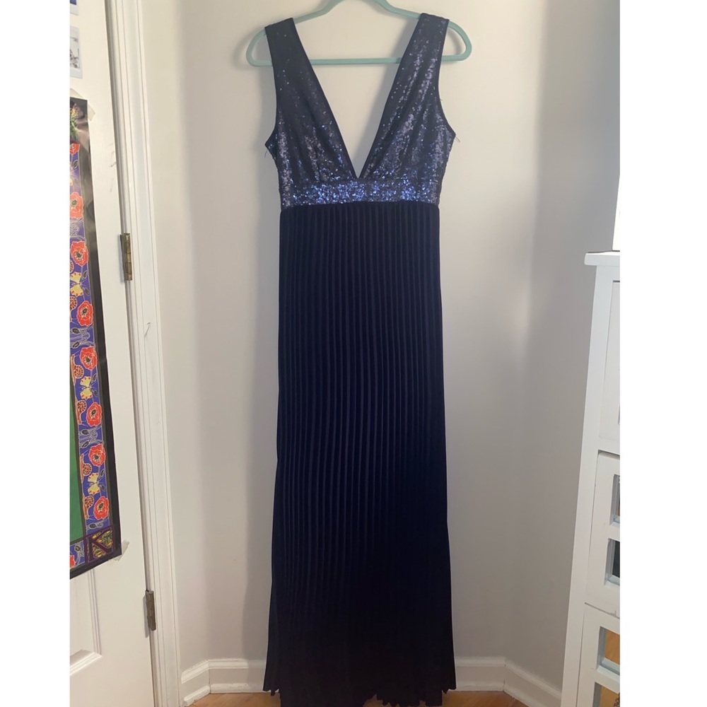 LuLus Navy Gown
